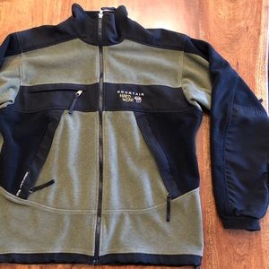 Mountain Hardwear Gore Windstopper Tech 